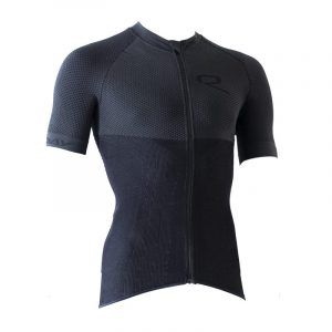 32R006 COL. 010 BLACK SILVER FRONT