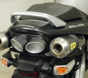 2394 Suzuki GSR 600 06 Slip on carby 3