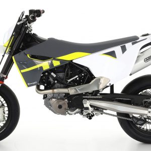Collettore racing in acciaio inox con power bomb, intercambiabile con l'originale Arrow